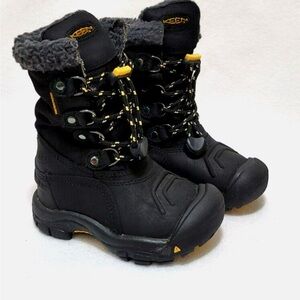 Keen Basin Waterproof Snow Winter Boots